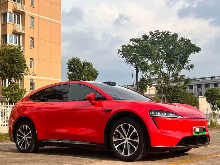 Luxeed R7