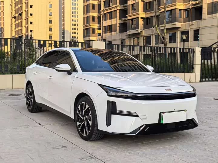 Geely Galaxy L6