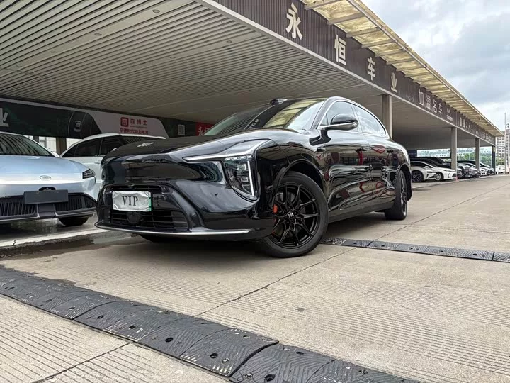 Zhiji LS6