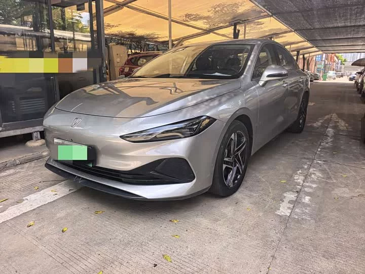 Roewe D7