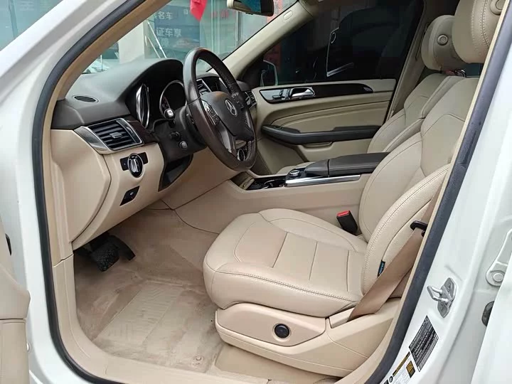 Mercedes-Benz M-Class