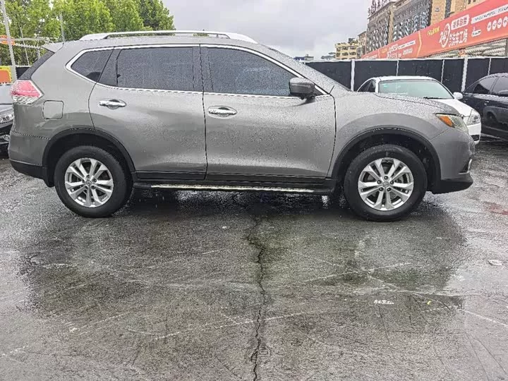 Nissan Qijun