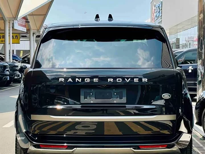 Land Rover range rover