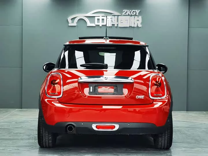 MINI 