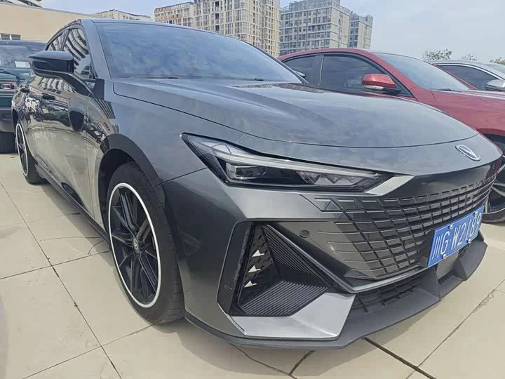 Changan UNI-V