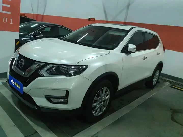 Nissan Qijun