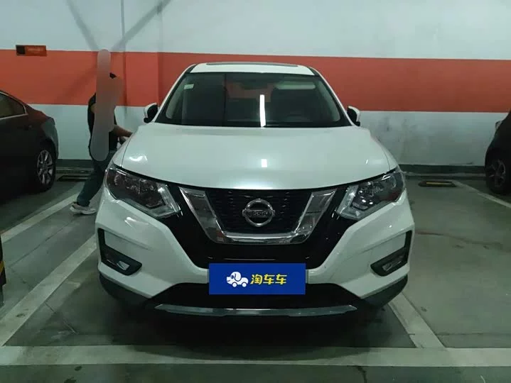 Nissan Qijun