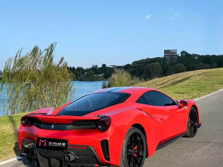 ferrari 488