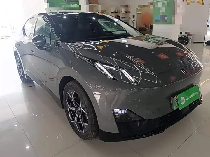 Lynk & Co Z20
