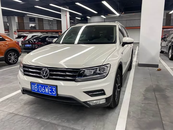 Volkswagen Tiguan L