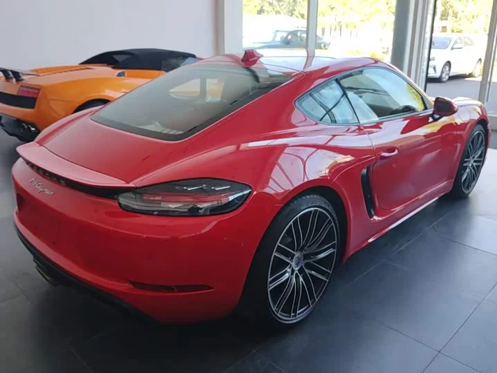 Porsche 718