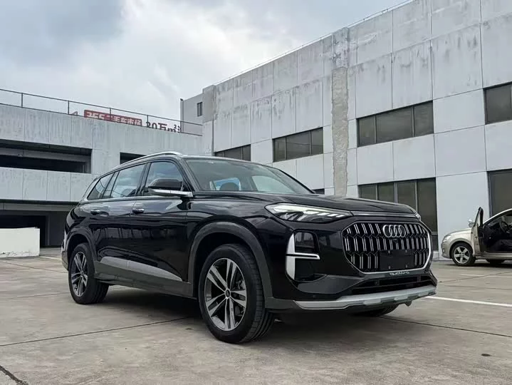 Audi Q6