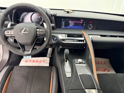 Lexus LC