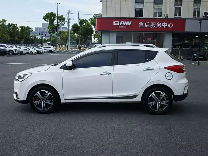 Jiangxi JAC iEV7S