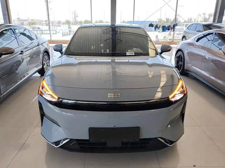 Geely Galaxy L6