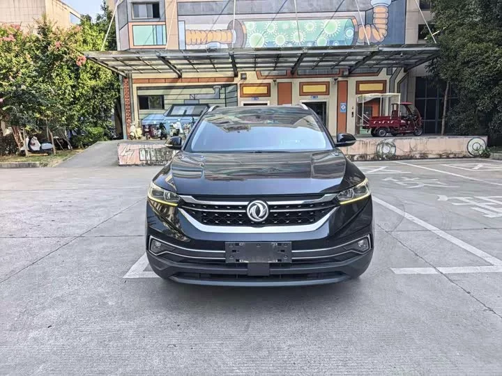 Dongfeng AX7