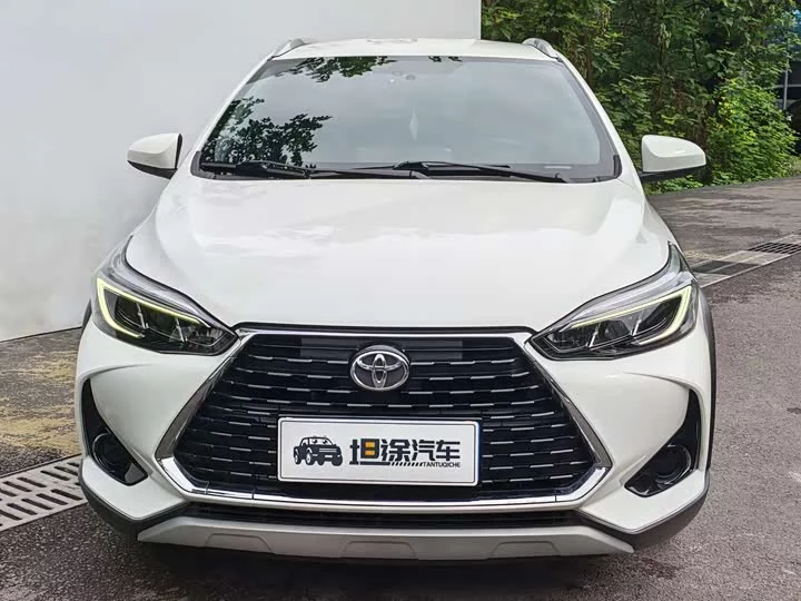 Toyota Yaris L