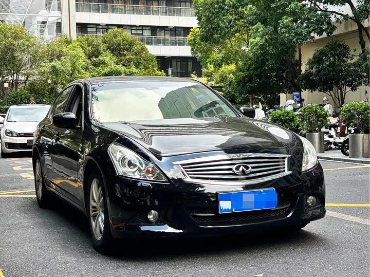 Infiniti G Series