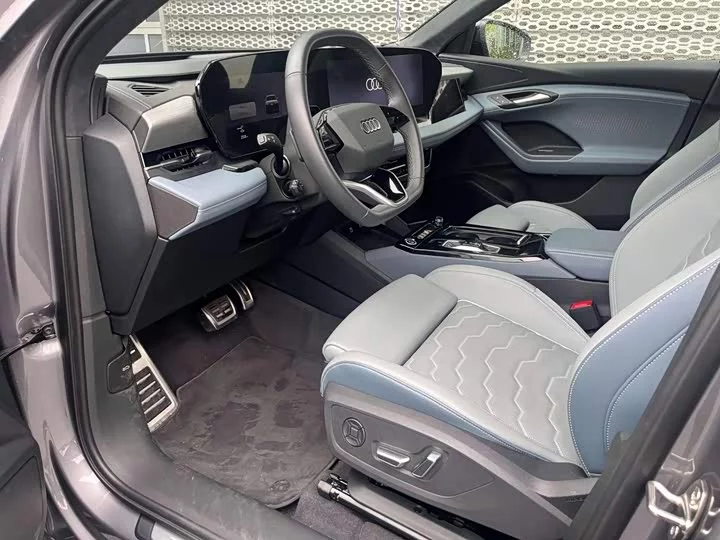 Audi Q6L e-tron