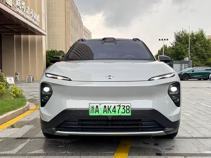NIO ES7