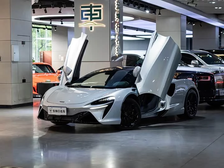 McLaren Artura