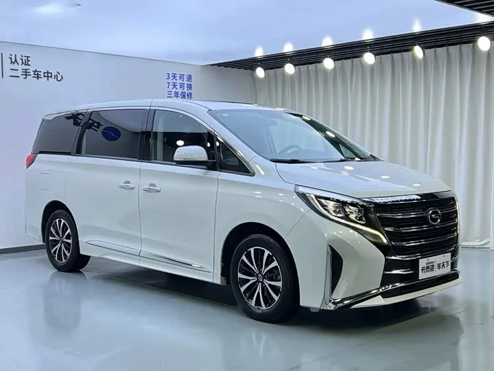 GAC Trumpchi M8