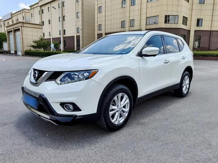 Nissan Qijun