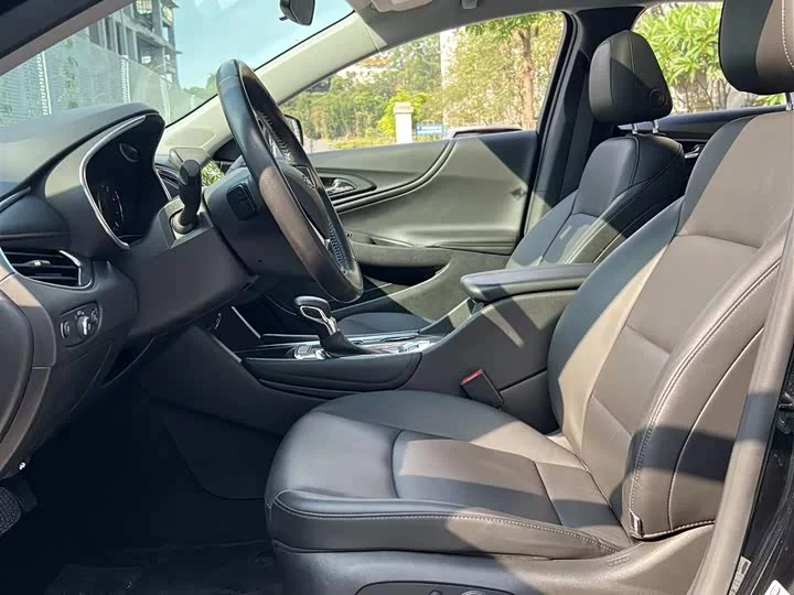 chevrolet Malibu XL