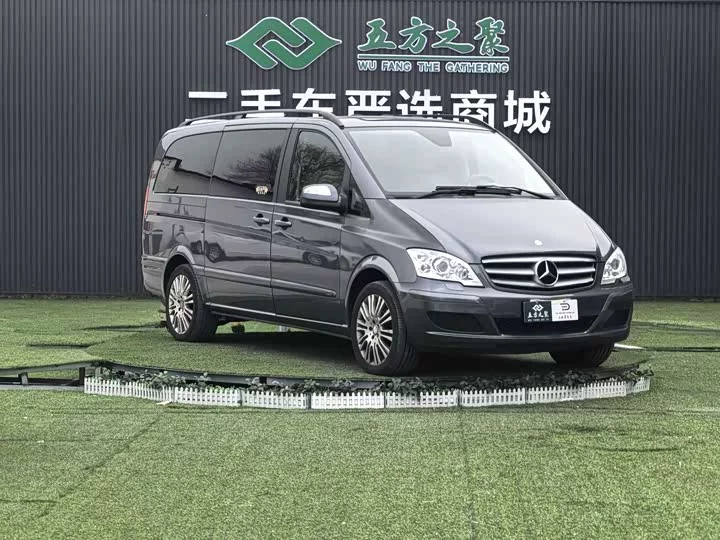 Mercedes-Benz Viano