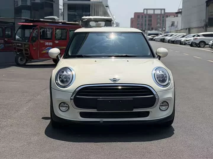 MINI 