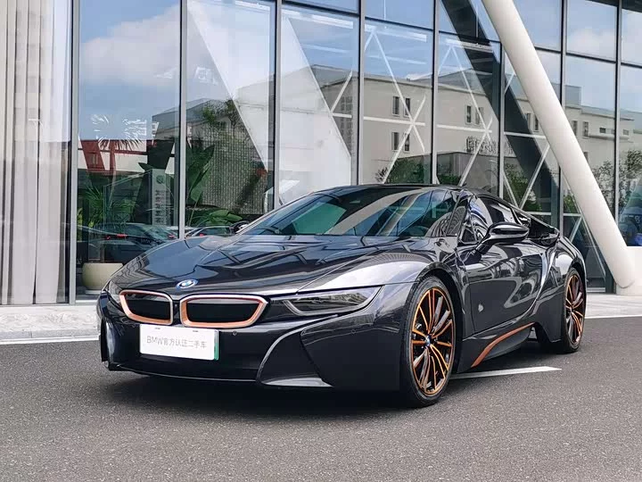 BMW i8