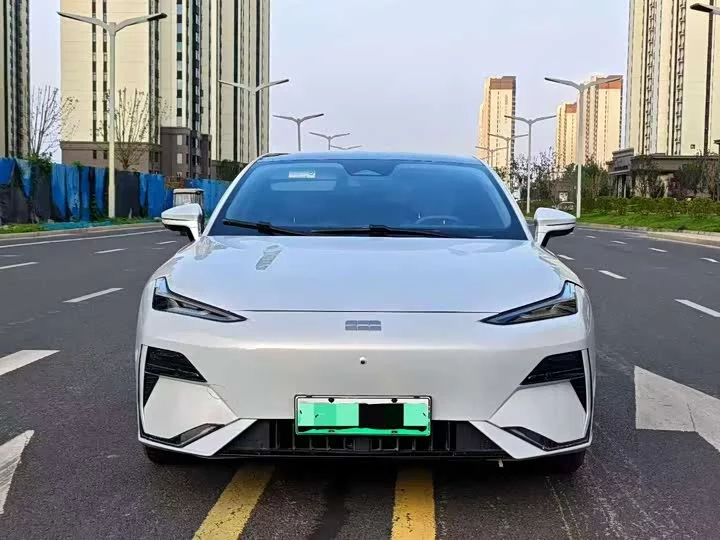 Geely Galaxy E8
