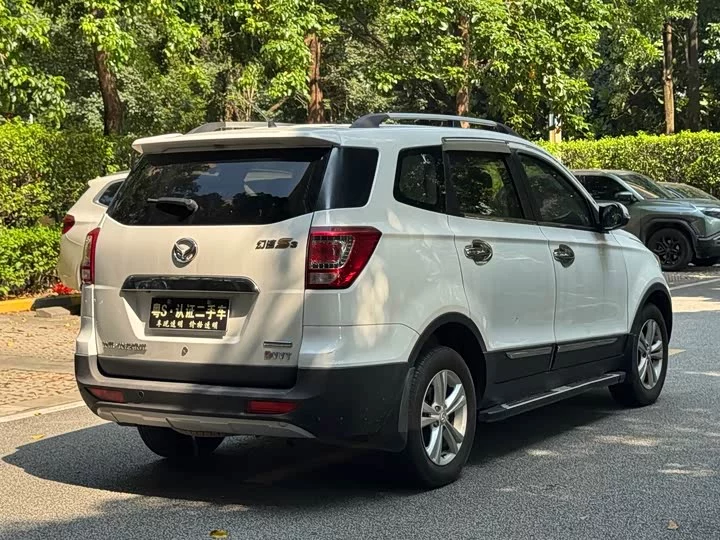 BAIC S3