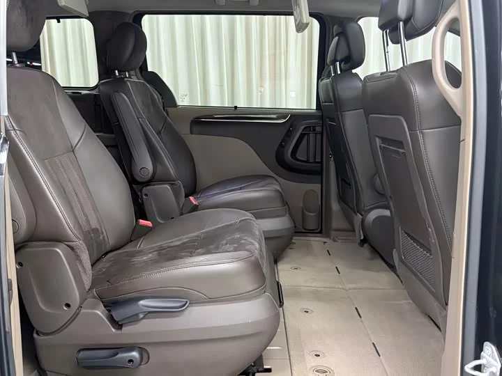 Chrysler Grand Voyager