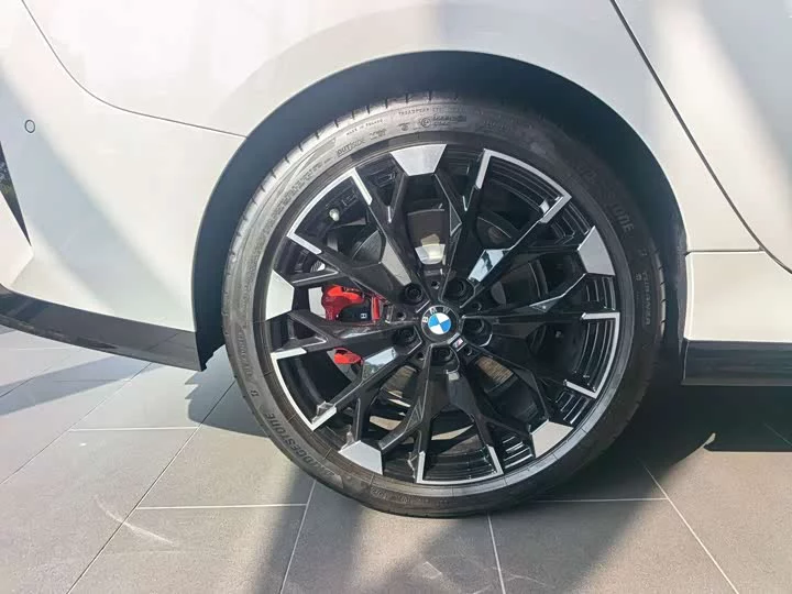 BMW M235L