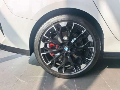 BMW M235L