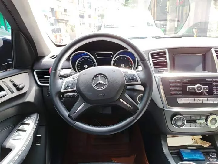 Mercedes-Benz M-Class