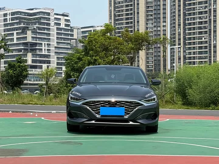 Hyundai Festa