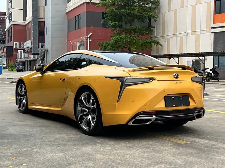 Lexus LC