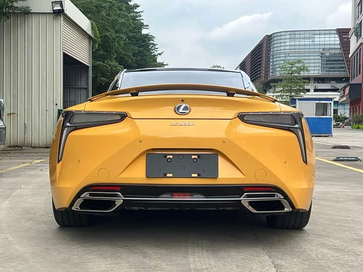 Lexus LC
