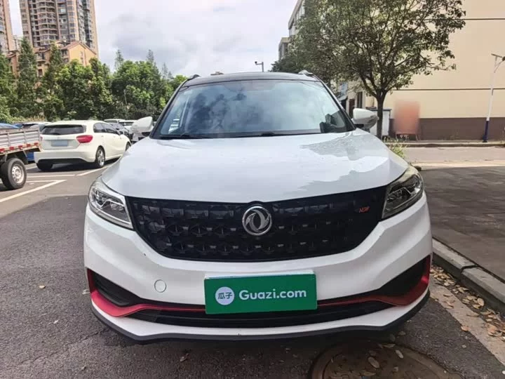 Dongfeng Fengon 580