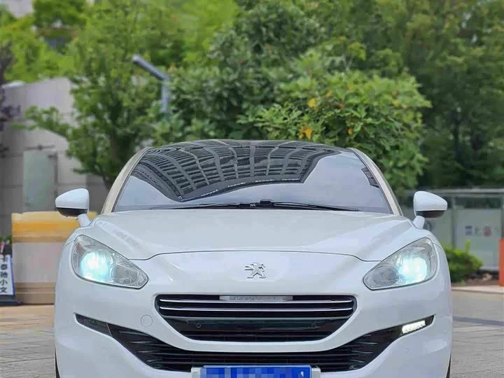 Peugeot RCZ