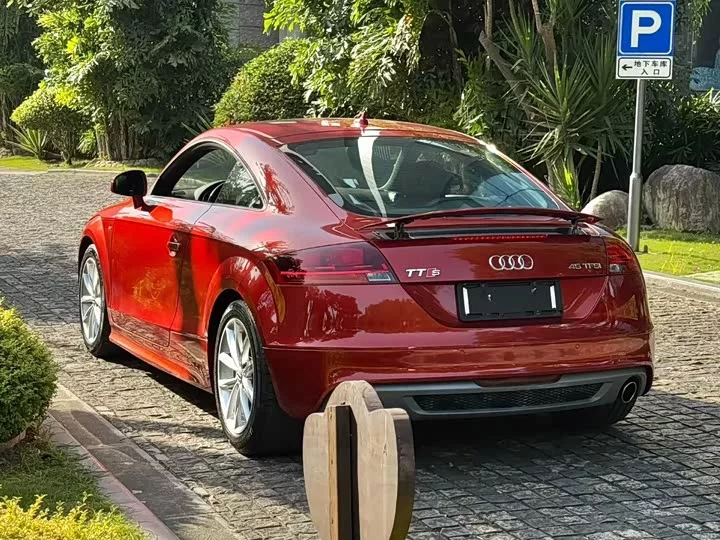 Audi TT