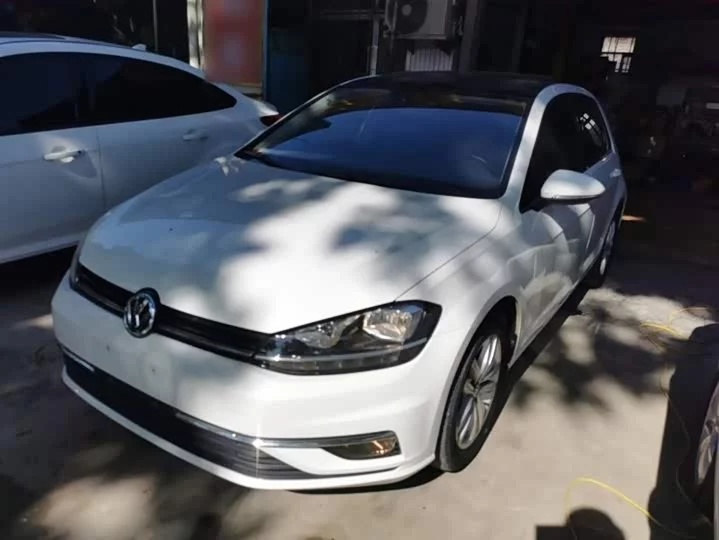 Volkswagen golf