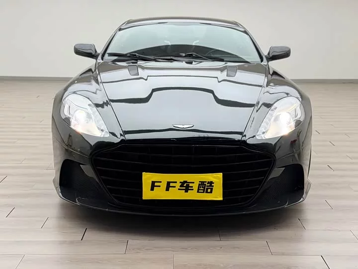 Aston Martin DB9