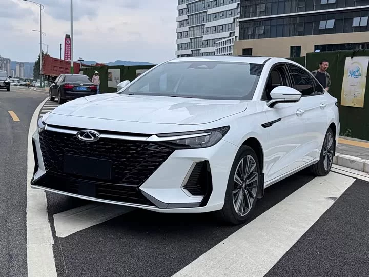 Chery Arrizo 8
