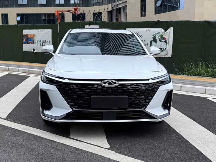 Chery Arrizo 8