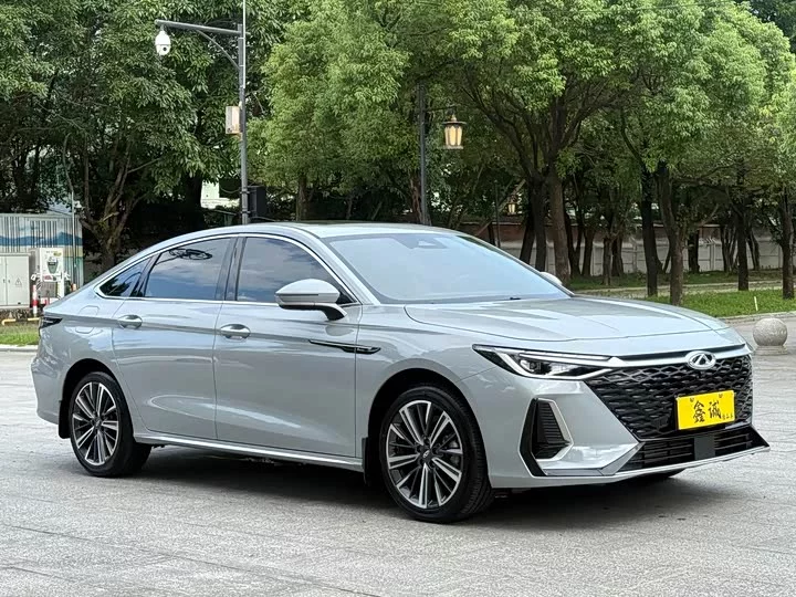 Chery Arrizo 8