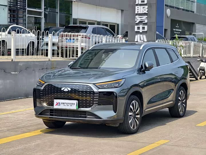 Chery Fengyun T8