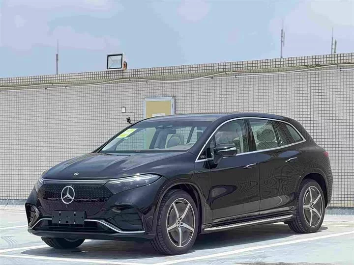 Mercedes-Benz EQS SUV